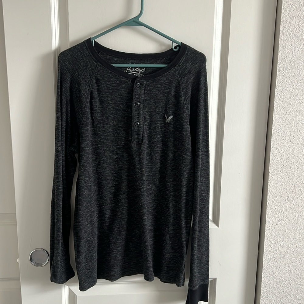 American Eagle Men’s Black Long Sleeve Shirt